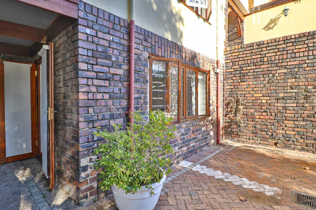 Knightsbury Guest House Cape Town Exterior photo